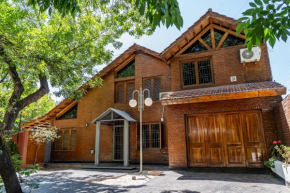 ArquiArts - Hermosa casa para 16p con pileta y jacuzzi